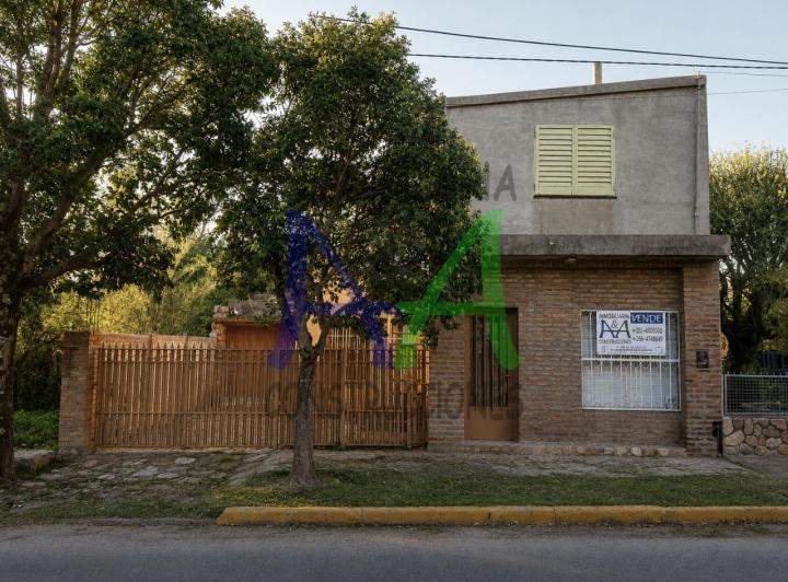 Casa · 150m² · 7 Ambientes · 1 Cochera