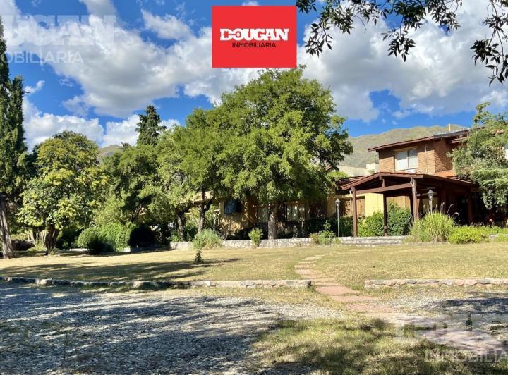 Hotel · 2000m² · 29 Dormitorios