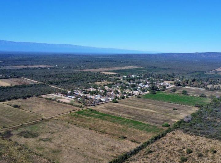 Terreno · 600m²