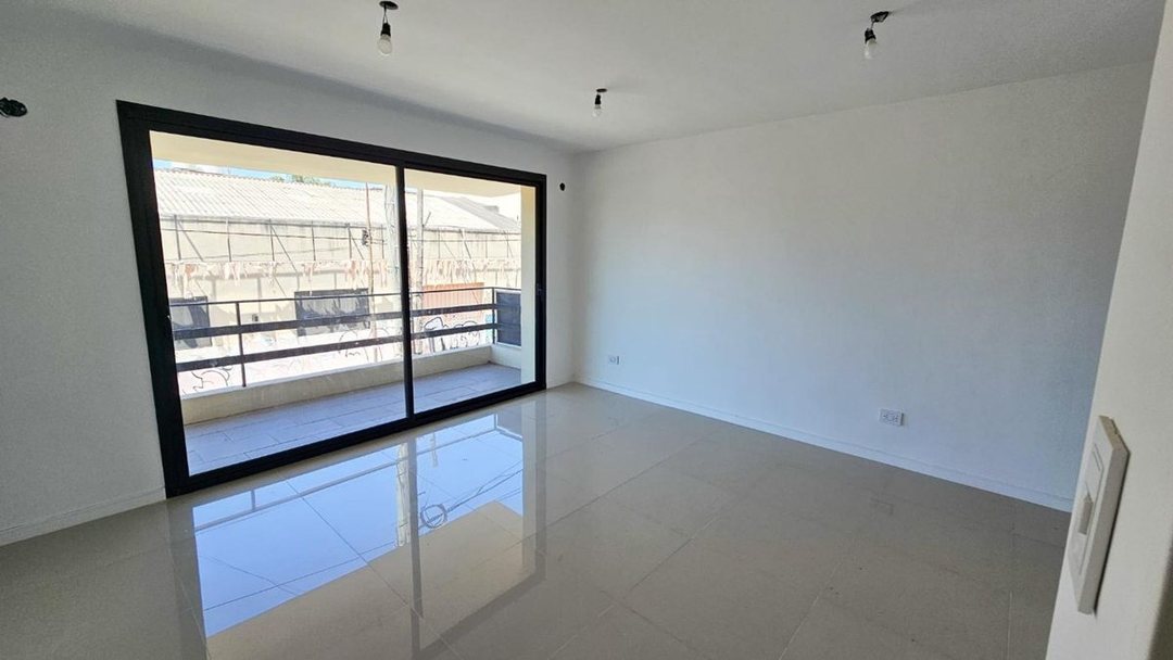 VENTA DPTO 2 AMB 4 AMB BALCON TERRAZA RAMOS MEJIA