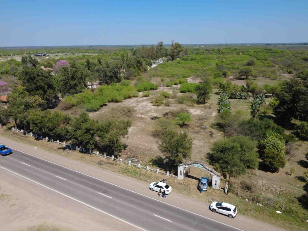 VENDO 5 HAS Y MEDIA SOBRE RUTA 9 KM 1128 ZANJON