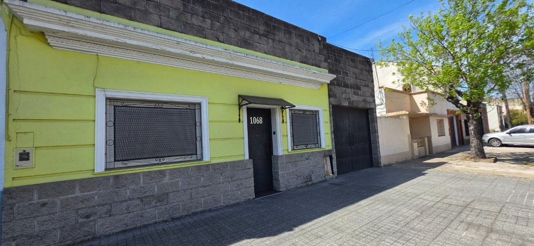 VENTA CASA 3 AMB COCHERA PASANTE A GALPON GERLI