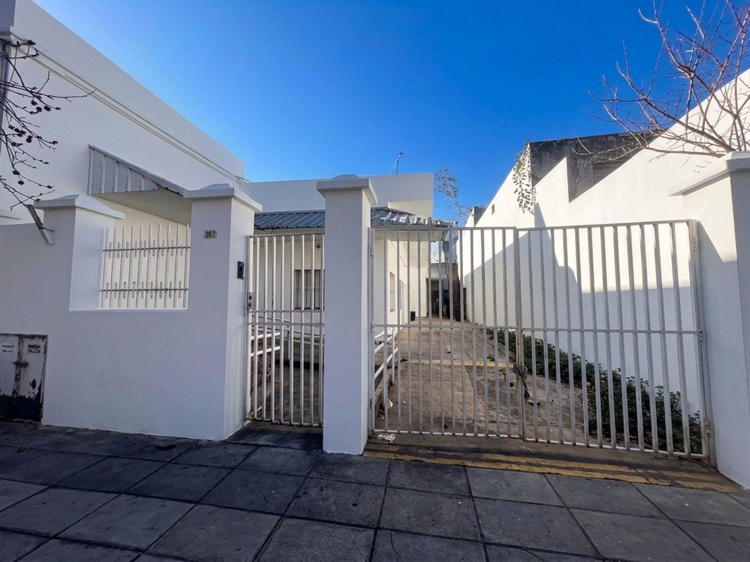 INMUEBLE MULTIPROPOSITO DEPOSITO 425 M2 CUB