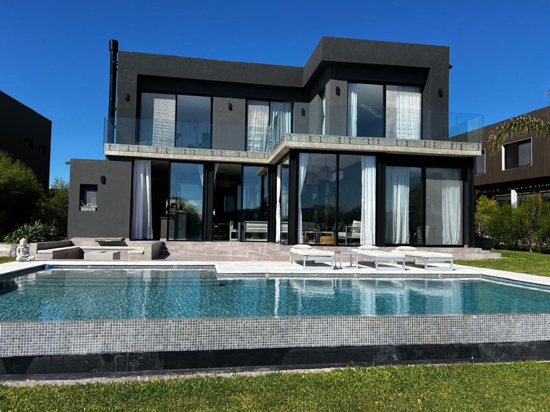 CASA PREMIUM C/PISCINA VISTA A LA LAGUNA. ISLAS