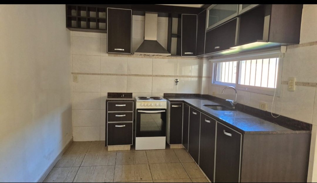 VENTA PH 2 AMBIENTES LOMAS DEL MIRADOR