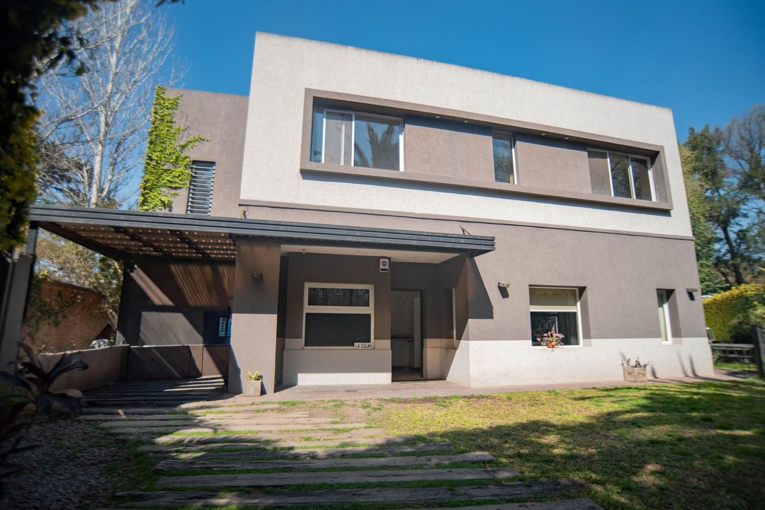 Alquiler Casa 4 ambientes Parque Leloir