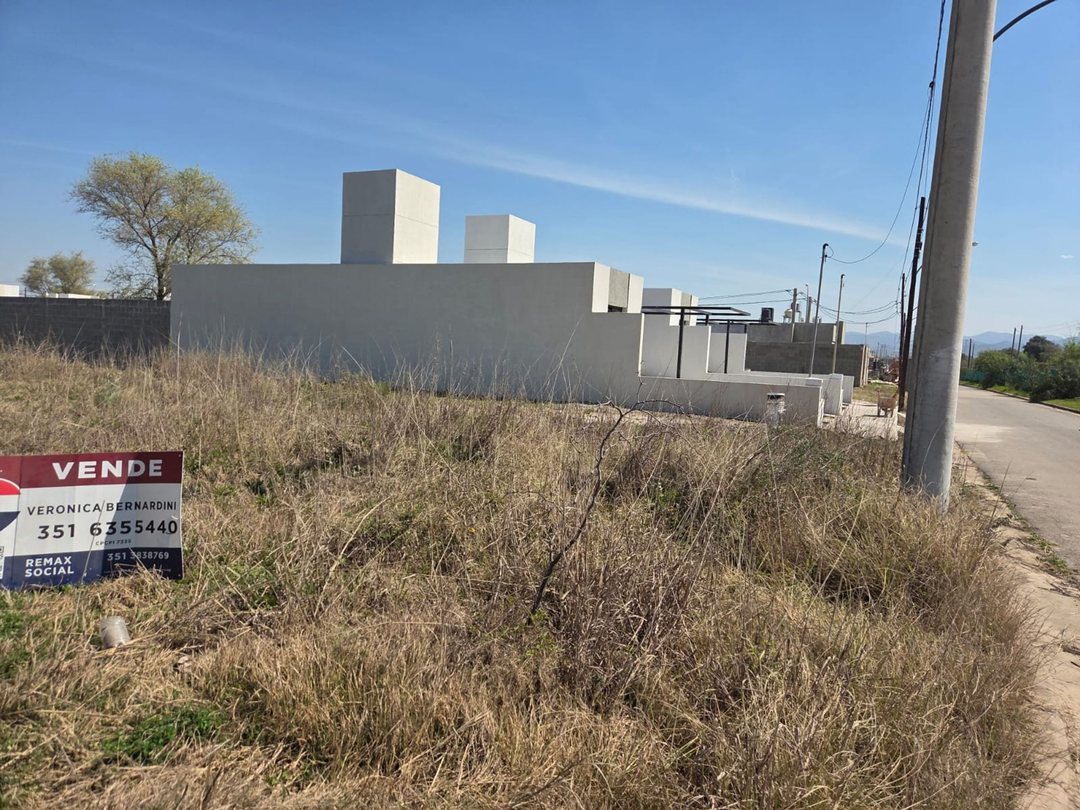LOTE ESQUINA 418 MT2 BARRIO CERRADO NORTE GAMA 1