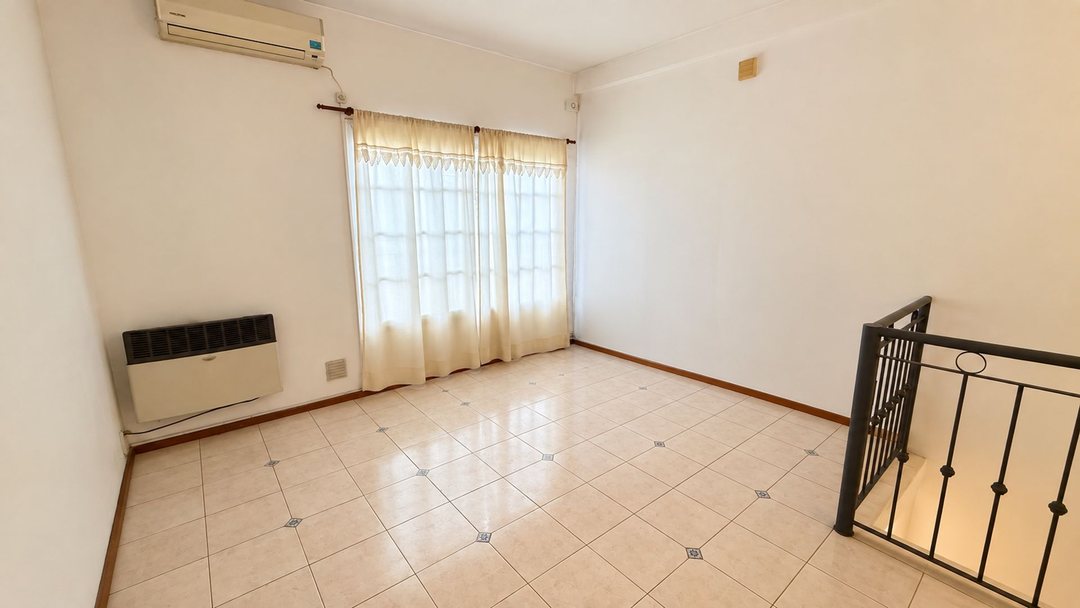 Alquier Olivos PH duplex 3 AMB con garage, patio