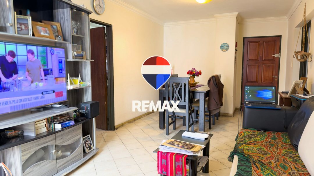Venta depto 2 dormitorios con cochera zona centro