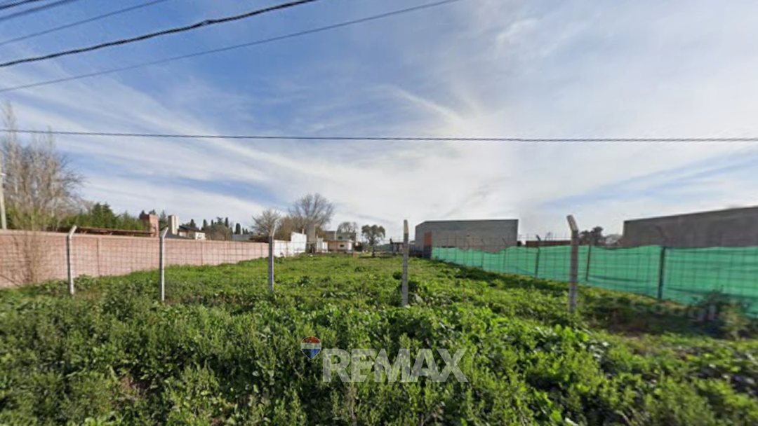 VENTA LOTE "B" DE 400 M² DERQUI / LÍMITE LA LONJA