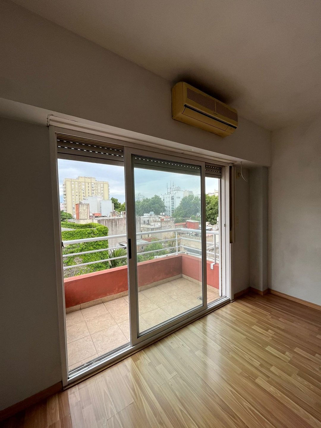 ALQUILER MONOAMBIENTE CON BALCON SAN CRISTOBAL