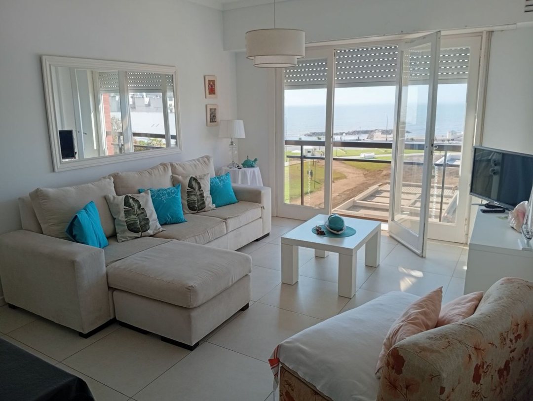 VENTA DEPARTAMENTO FRENTE AL MAR COCHERA LA PERLA