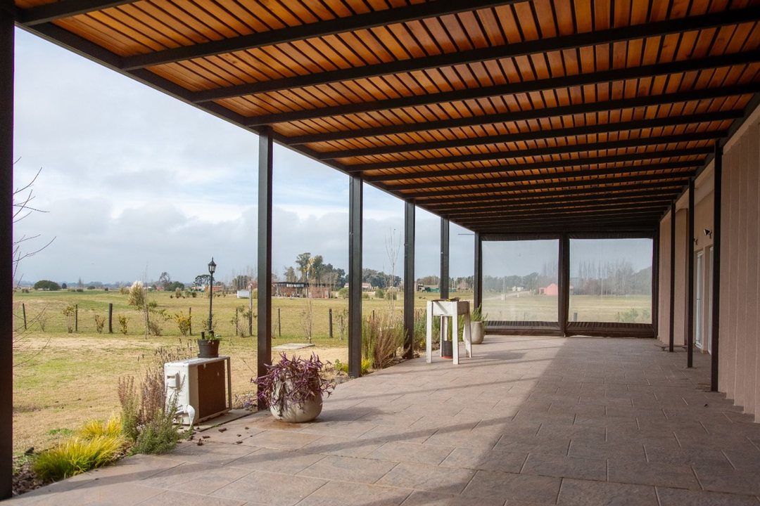 CASA ALQUILER 4 AMBIENTES EL ESPINILLO CARLOS KEEN