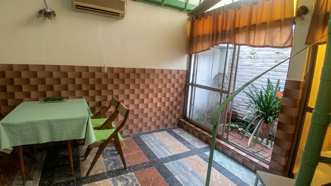 PH EN VENTA DE4 AMBIENTES EN REMEDIOS DE ESCALADA
