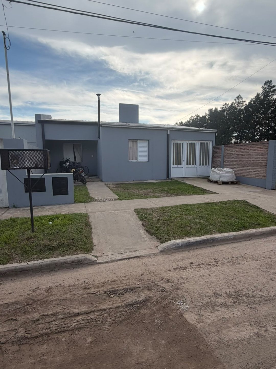 VENTA CASA 2 DORMITORIOS - FRANCK
