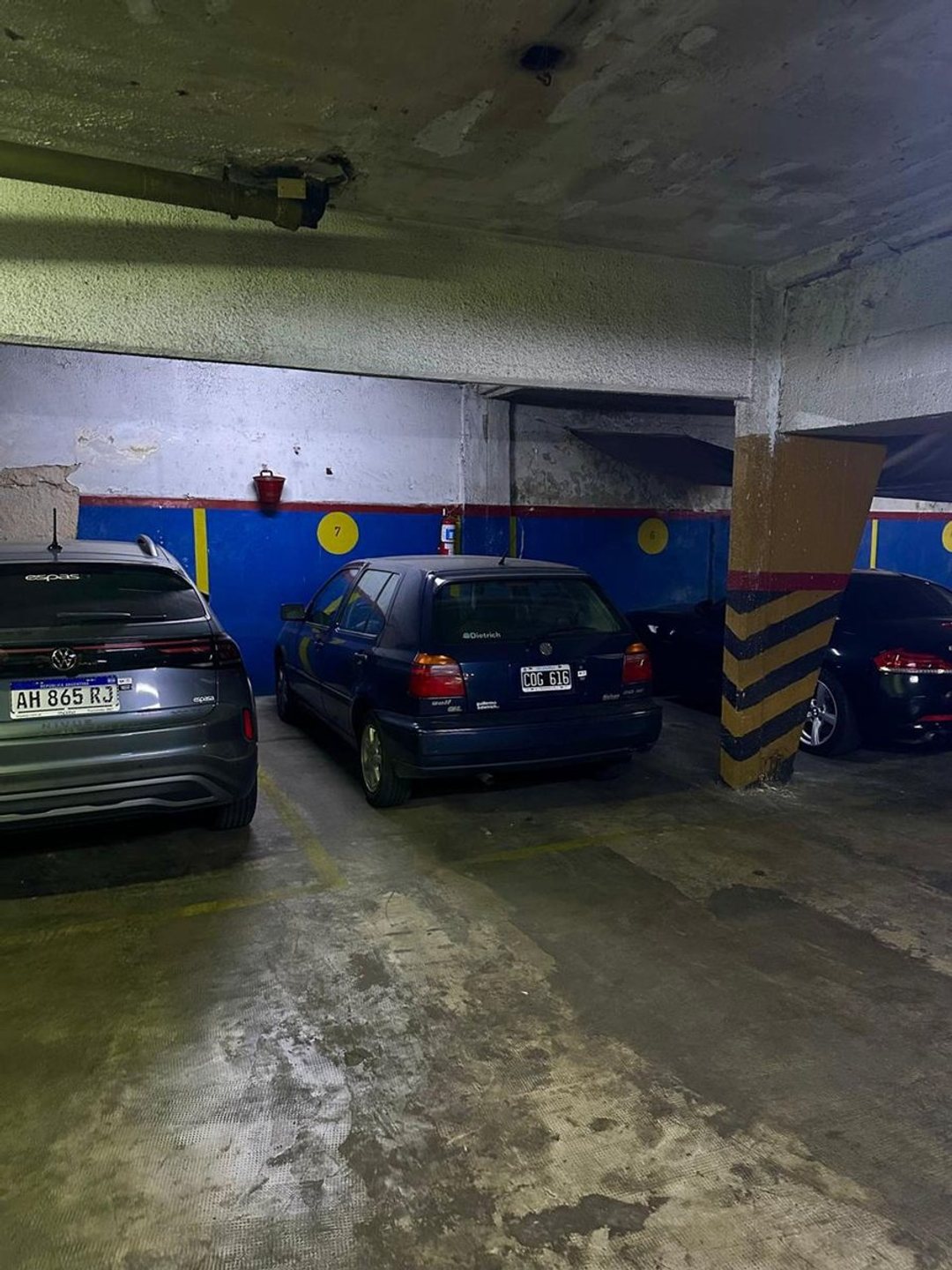 Cochera Espacio Guardacoche Cubierta Belgrano