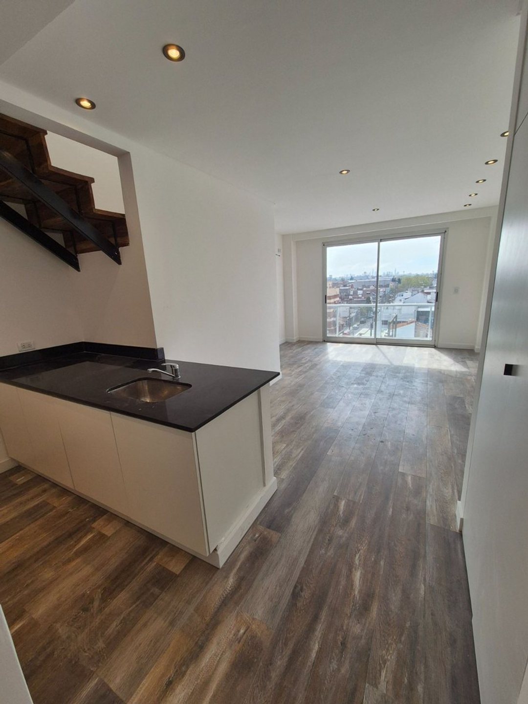 VENTA DUPLEX 2 AMBIENTES C/ TERRAZA VISTA ABIERTA