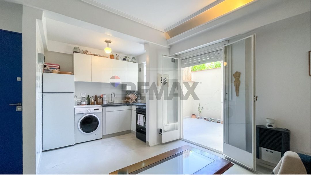 Venta Depto. 2 ambientes c/patio-RECICLADO A NUEVO