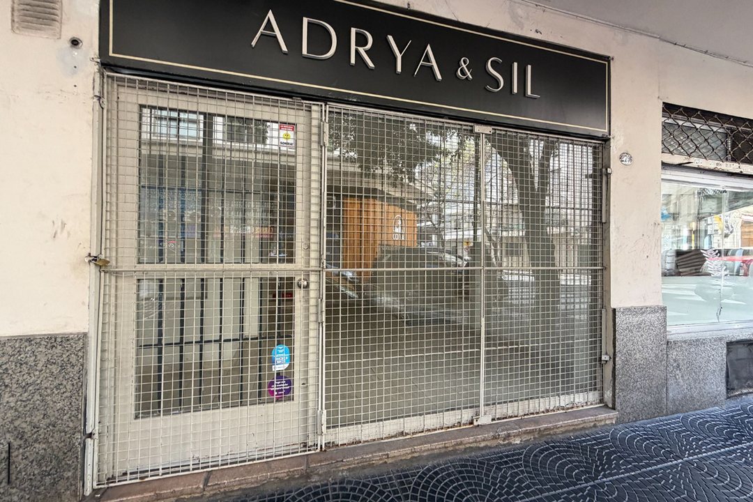 Venta Local Comercial 38 m² c/Sótano Recoleta