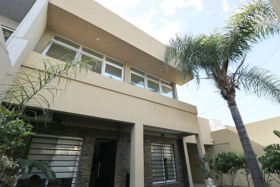 VENTA OFICINA DEPÓSITO COCHERA TERRAZA MARTINEZ
