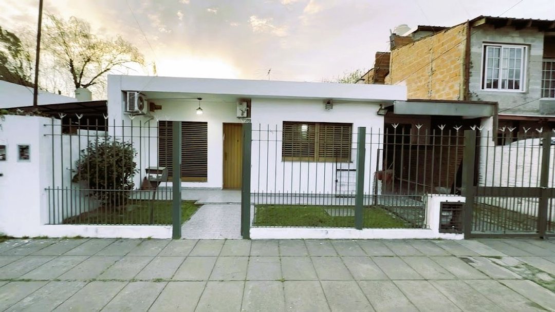 VENTA CASA 3 AMB C/COCH SAN  ANTONIO DE PADUA