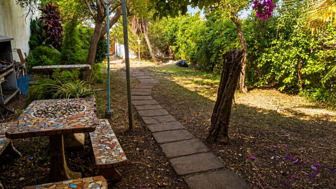 Casa 3 Amb a Refaccionar Amplio Parque MataderosPr