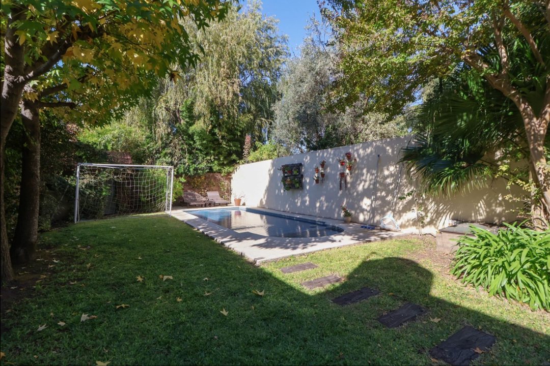 Casa 4 Amb. piscina - parque - Lomas Zamora cred.