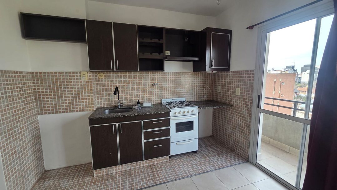ALQUILER DEPARTAMENTO 2 AMBIENTES CON BALCON MORON