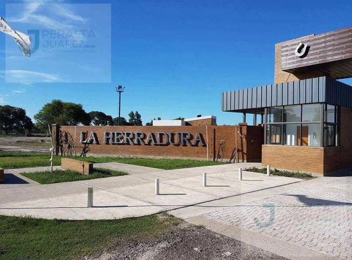 Terreno · 560m²