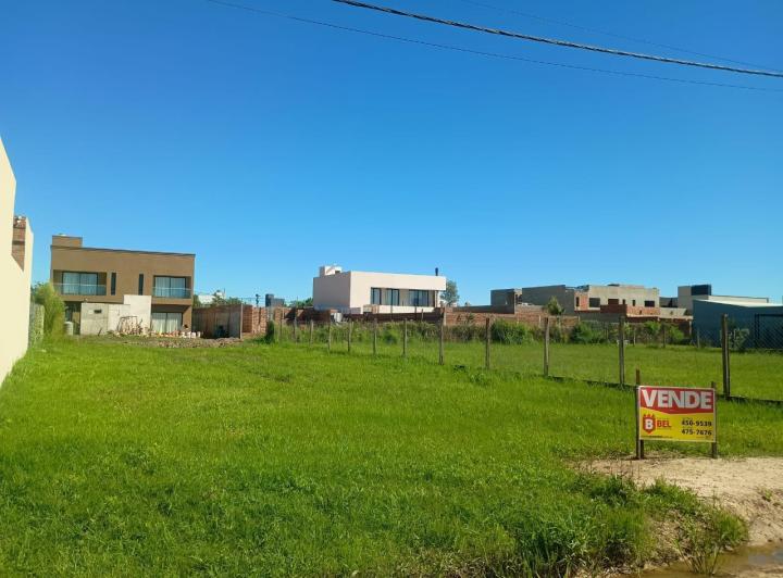 Terreno · 600m²