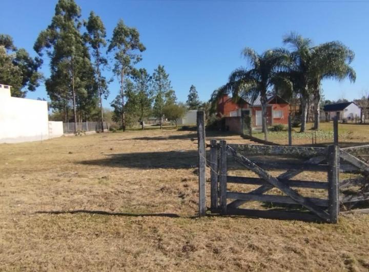 Terreno · 880m²