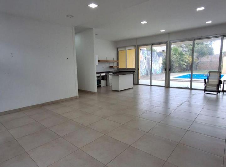 Casa · 120m² · 2 Ambientes