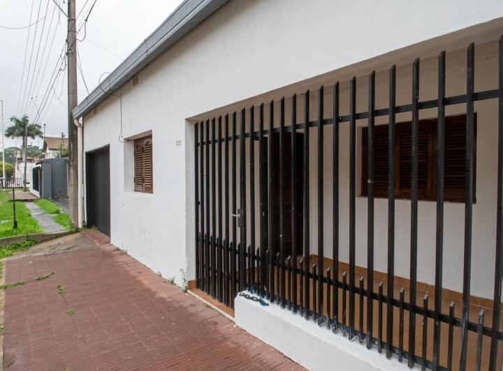 Casa · 105m² · 4 Dormitorios · 3 Cocheras