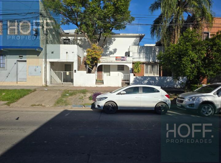 Casa · 113m² · 7 Ambientes · 1 Cochera