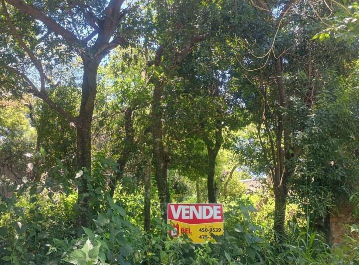 Terreno · 849m²
