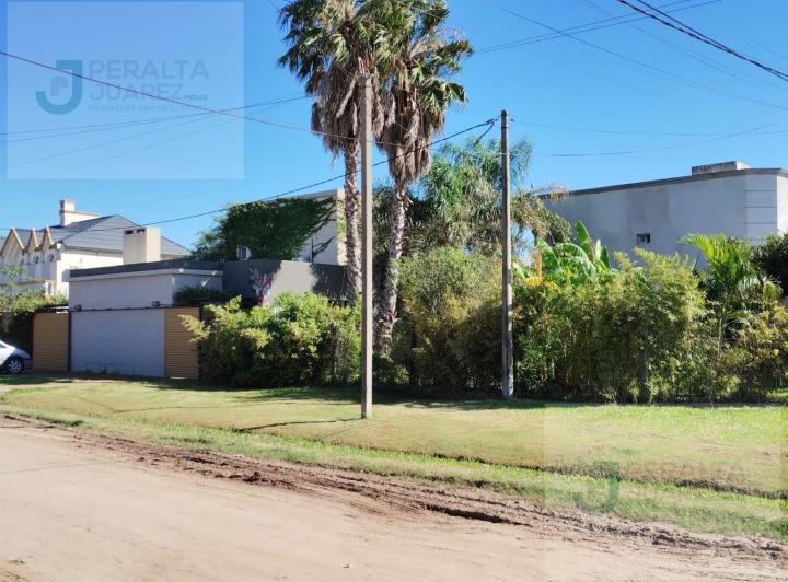 Casa · 170m² · 7 Ambientes · 2 Cocheras