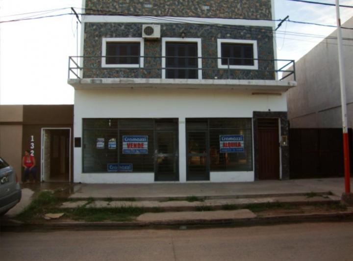 Local comercial · 144m²