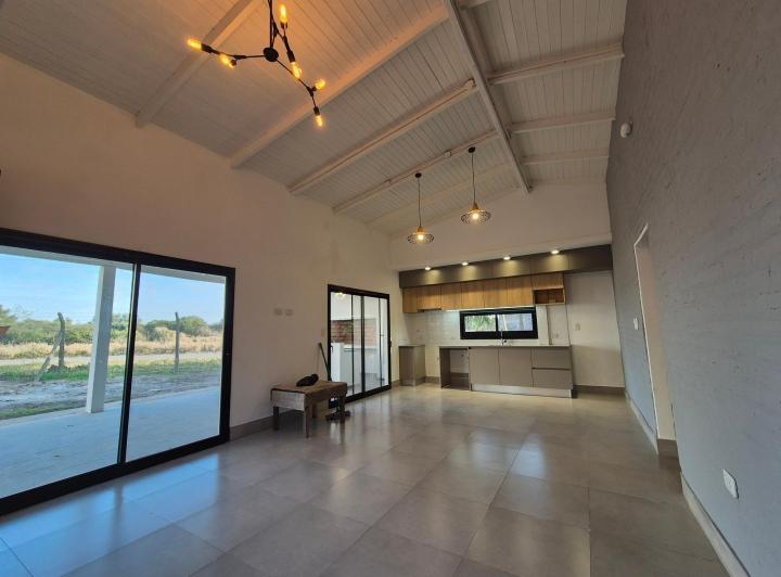 Casa · 101m² · 2 Dormitorios · 1 Cochera