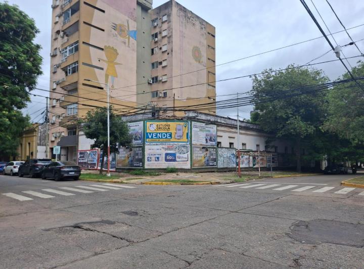 Terreno · 648m²