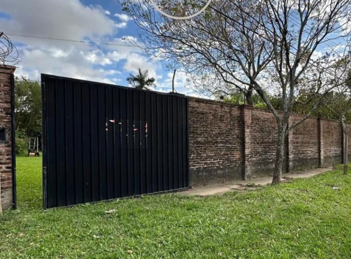 Terreno · 1240m²