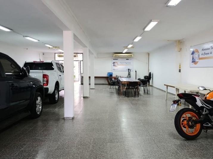 Oficina comercial · 457m²