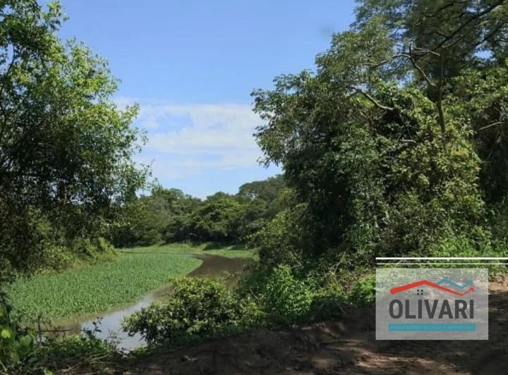 Terreno · 600m²