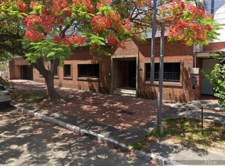 Casa · 566m² · 4 Ambientes · 2 Cocheras