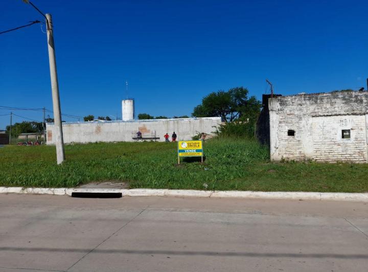 Terreno · 235m²