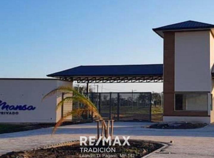 Terreno · 600m²