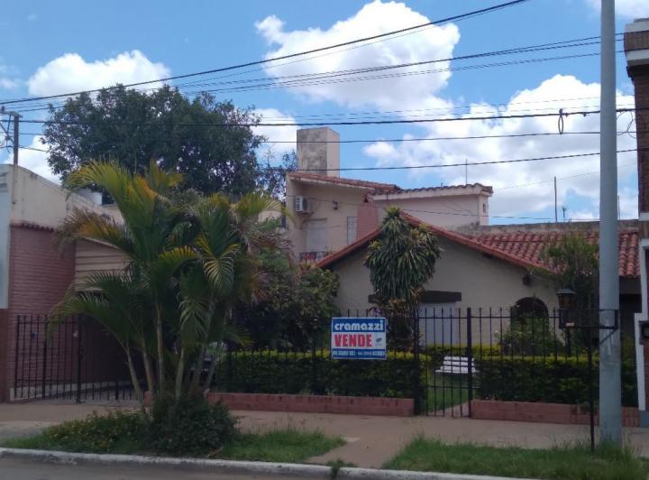 Casa · 220m² · 4 Ambientes