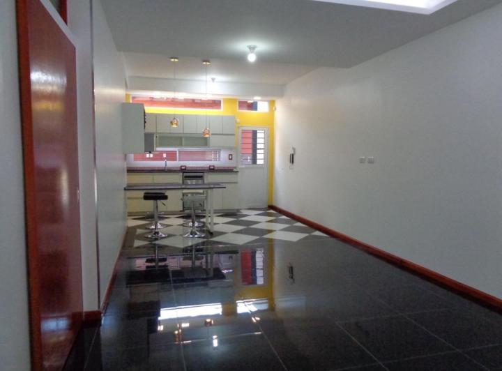 Casa · 140m² · 3 Dormitorios · 1 Cochera