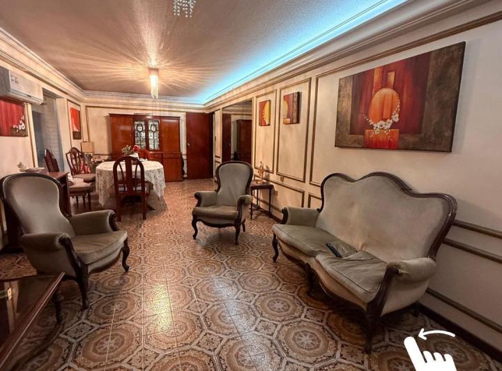 Casa · 4 Dormitorios