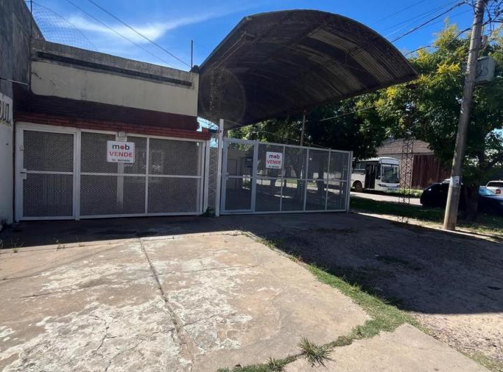 Local comercial · 100m²