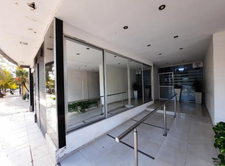 Departamento · 80m² · 4 Ambientes · 1 Cochera